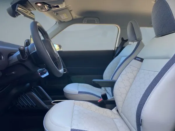 m_img_100_89493_841592_1753204153