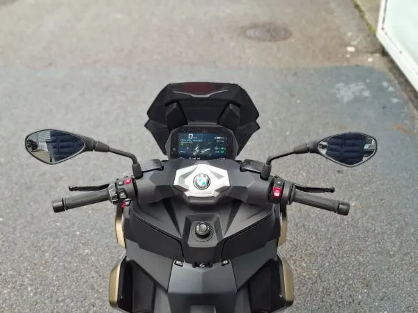 m_img_100_1877_19165